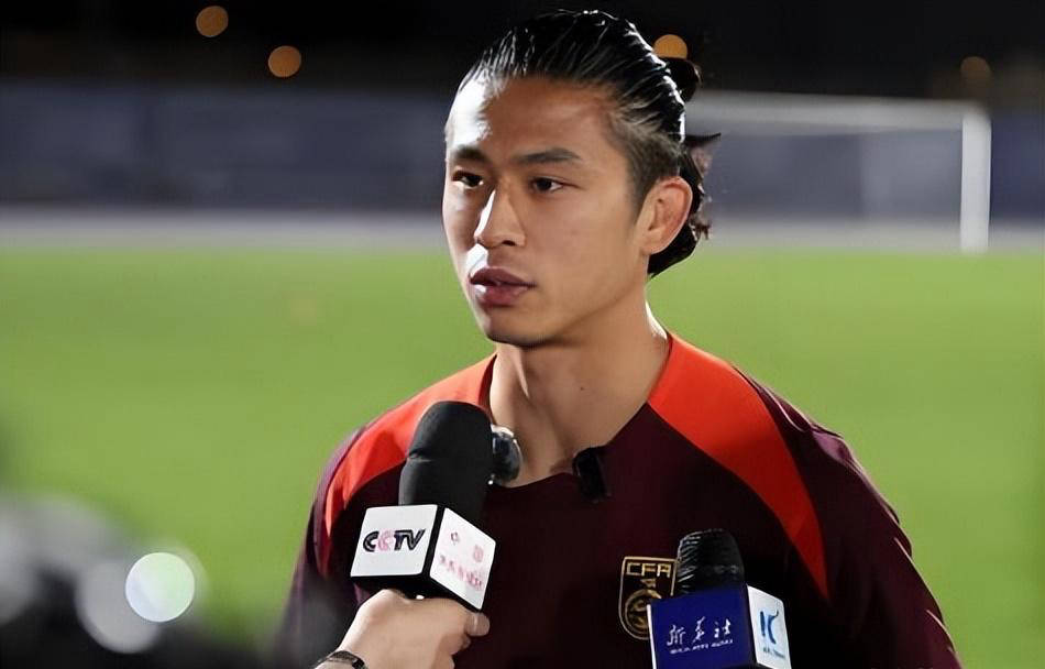 U23国足备战伊朗亚运会小组赛，核心球员退赛引发关注