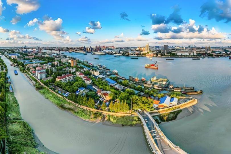 国际顶流电音嘉年华EDC时隔八年重返上海,双城特别企划探索国际IP本土运营新可能 国际顶流电音嘉年华EDC时隔八年重返上海,双城特别企划探索国际IP本土运营新可能