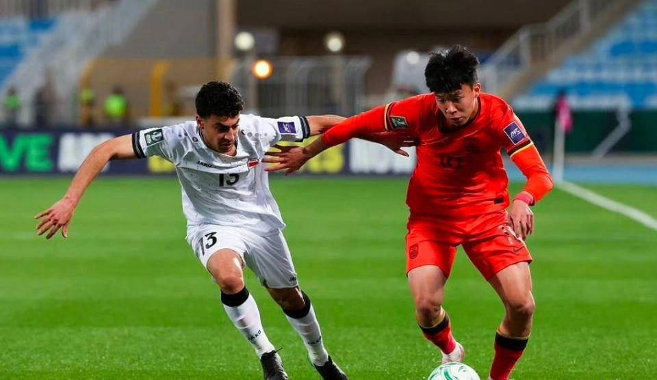 原创
            U23国足半场收获五张黄牌，王钰栋八强战将缺席 对手粗暴犯规无惩罚