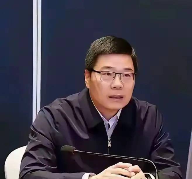 原创
            最惨掌门！男女篮无缘亚运决赛，郭振明成众矢之的，姚明风评扭转