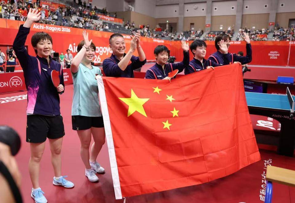 中国女乒大捷！3-0、3-1、3-2，孙颖莎、王曼昱14将晋级冲冠