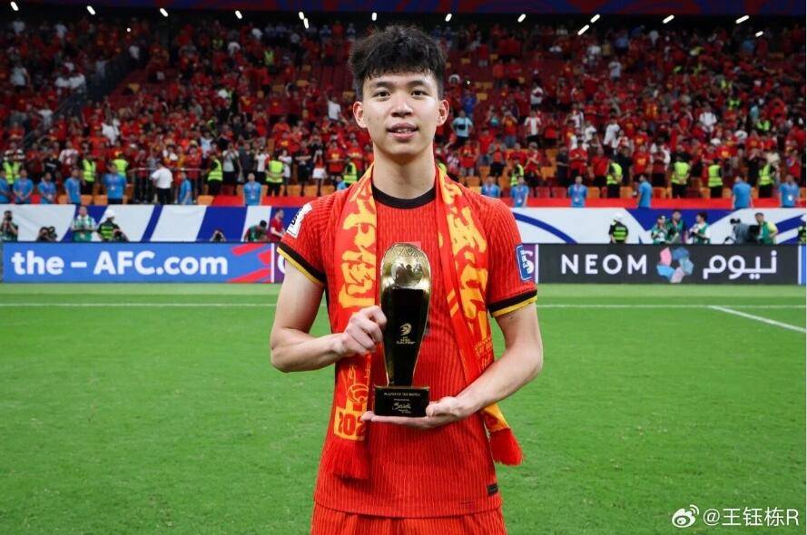 安东尼奥：踢完U23亚洲杯，就有欧洲俱乐部来问王钰栋了