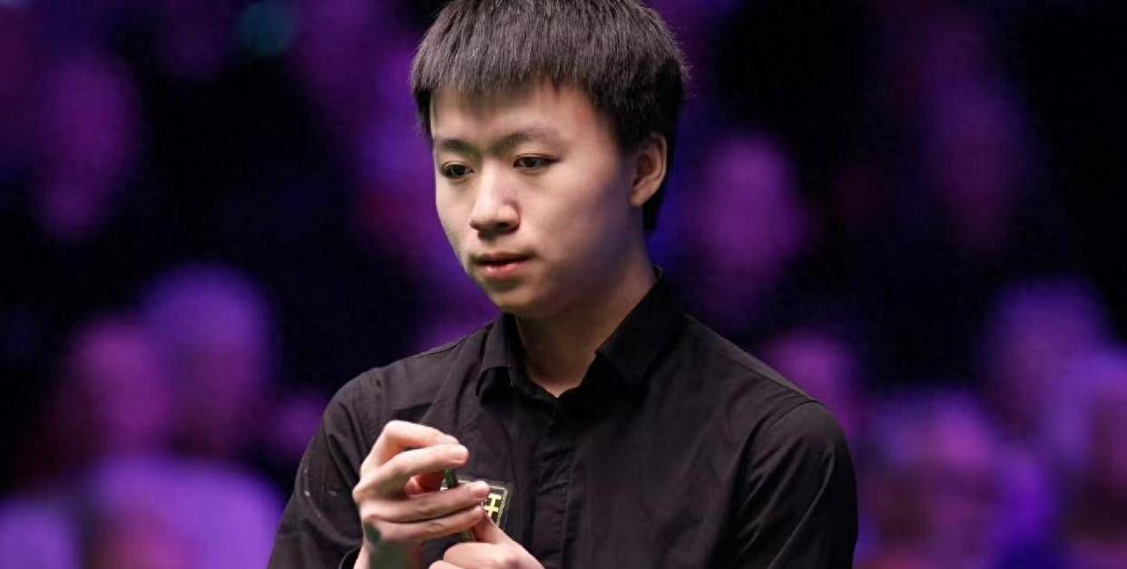 郑宇伯连下三城抢占争冠主动权，江俊的斯诺克900公开赛首冠恐怕要悬了