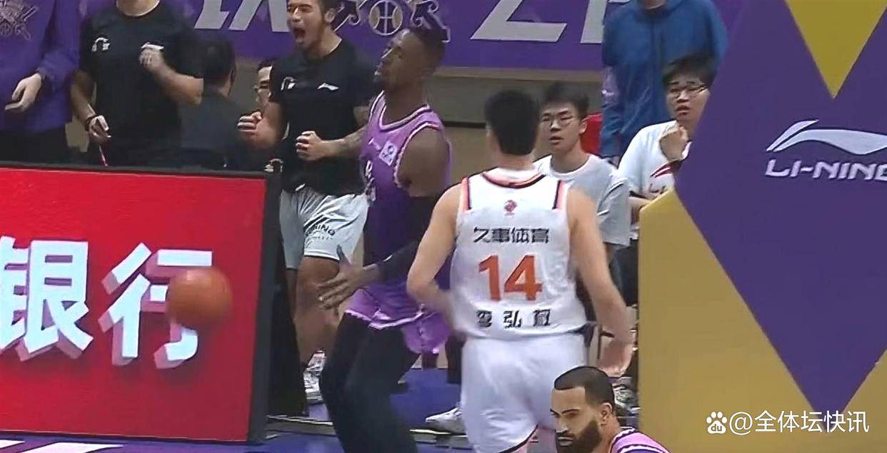 10.20日：CBA第二轮三线并进，上海4分领跑，深圳靠外援单节22分从34分惨败中