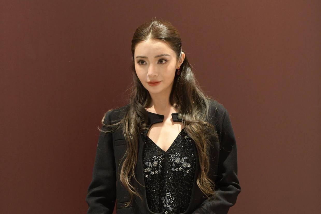 王子异茅子俊等小生齐聚，麦迪娜梁永棋造型惊艳时尚盛典