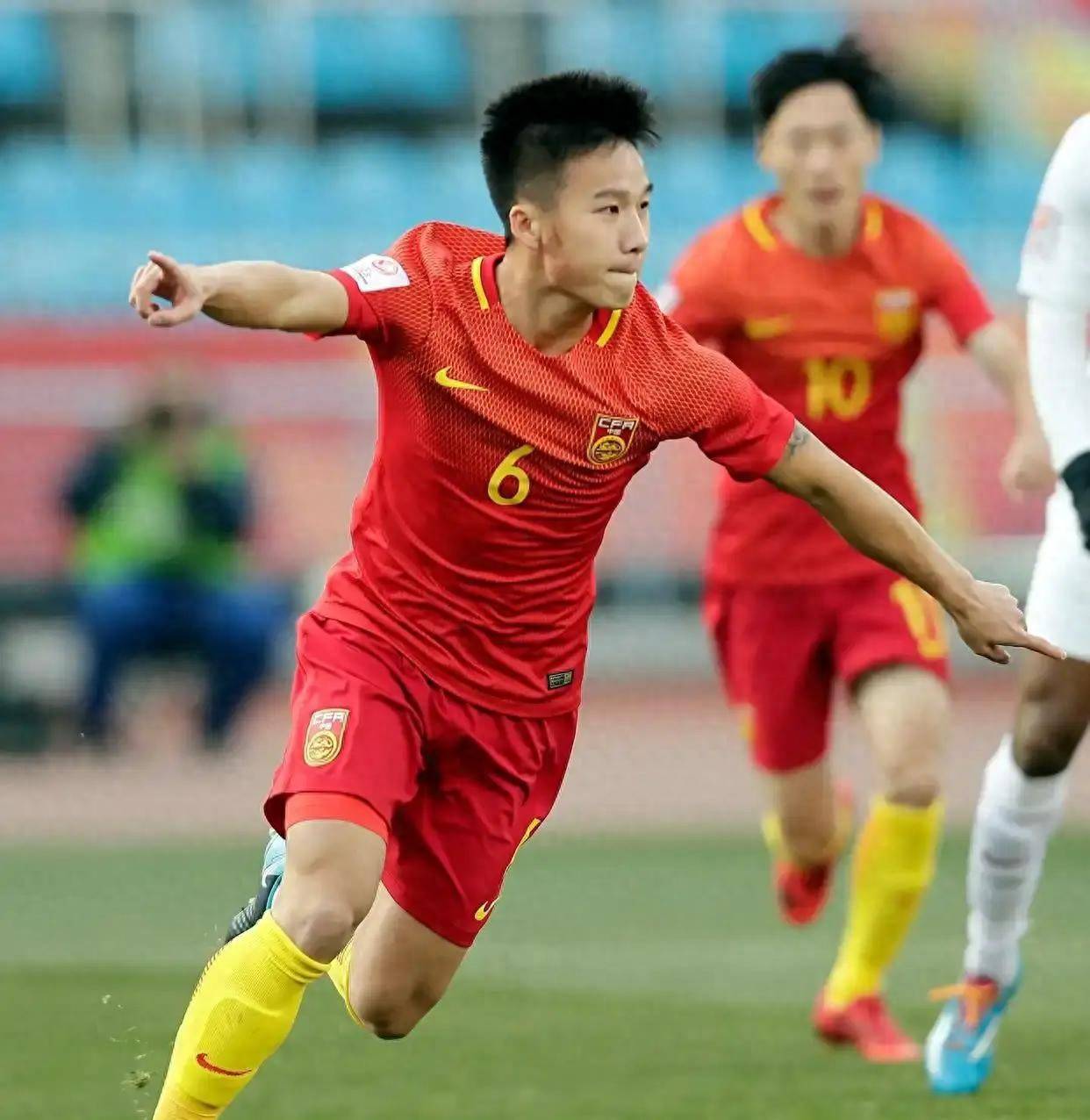 10月27日：谁说中国足球没希望，U15国足双赛两连胜，连沙特都被打懵了