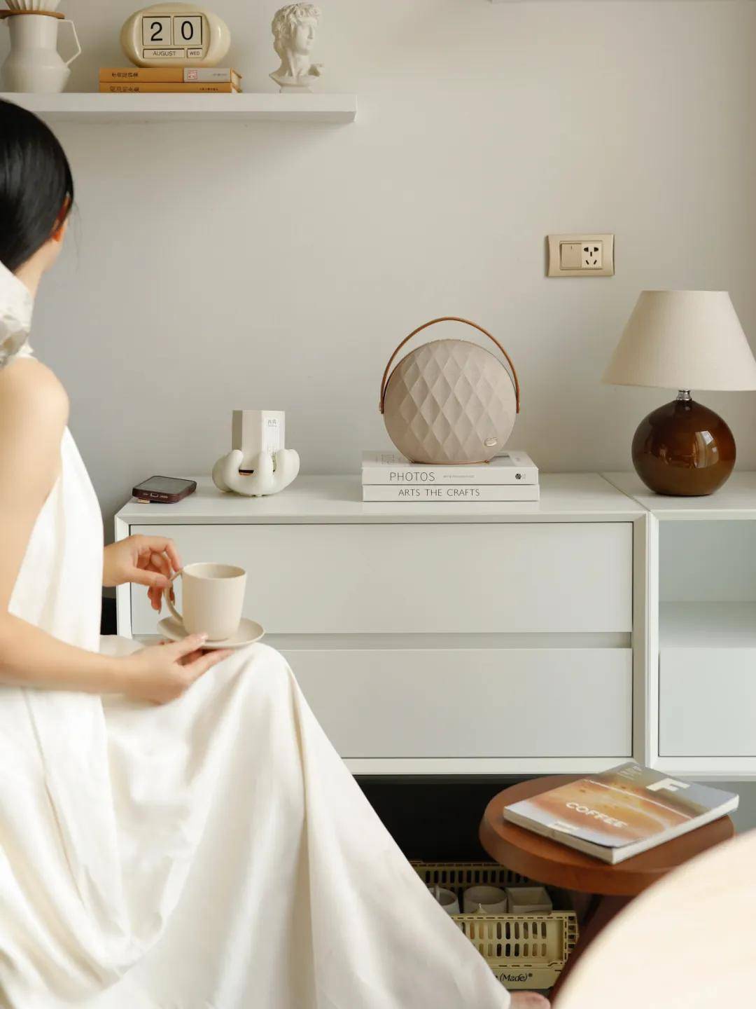 卧室听歌,什么音箱既省地方又好听?(图3) 文章配图-1