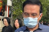 离婚分居真相大白！朱迅与老公现身敬一丹追悼会，难怪低调分开走