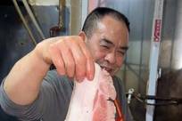 成都一饭店3片回锅肉卖105元被指暴利，当地市监局：餐馆明示了菜品价格，未违反法律法规