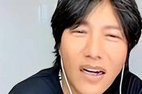 50 岁陈坤暴瘦 10 斤白发明显，未婚带娃 24 年，他早就懒得演了