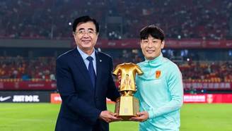 狂轰24脚射门无果 国足0比0闷平泰国队