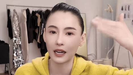 张柏芝真幸福！大儿子为接弟弟考驾照一把过，8岁三胎露正脸真帅