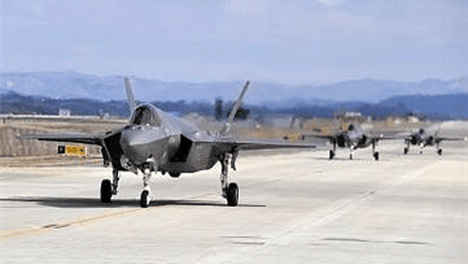 24小时内，两架美F-35发7700紧急信号！在阿曼湾上空请求紧急降落