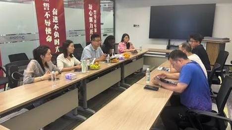 赔本赚吆喝的买卖，我们也干