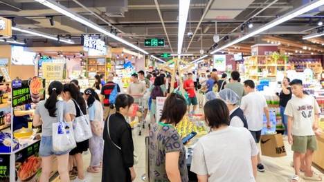 618华润万家华南20店焕新齐开，品质实惠再升级