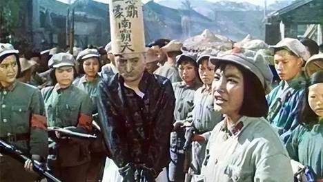 南霸天：从银幕诞生的“符号”，到被误读的百年无辜