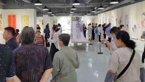 对口合作绘新卷：“扬州·丹东书画交流展” 在丹东开幕