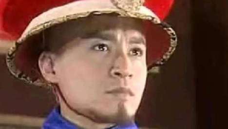 多尔衮真实权力有多大？穿黄袍、称‘朕’、百官跪拜，顺治连名字都不敢直呼