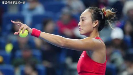 李娜之后，中国女网真正的领跑者，今夜被盖章了——郑钦文！