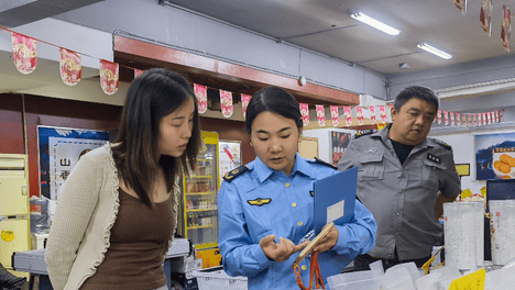 湖南省凤凰县：把牢食品安全关 护航节日消费