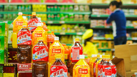 统一173亿元中报里的“温差”：饮料五年来首降，高端方便面能撑多久？