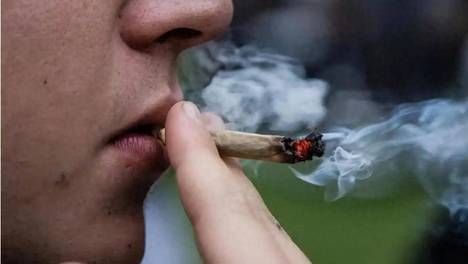 医生发现：男性一旦彻底戒烟，过不了多久，身体会收获4个改变
