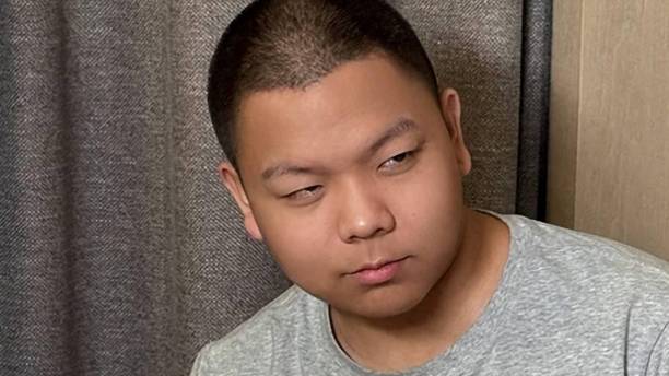 AG大帅新发型面对生死战，主动选的TES不能输，钟意成胜负关键