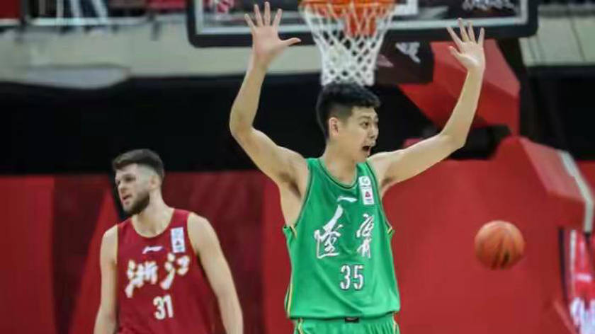 从CBA落选者到NBL核心：小姚明的涅槃之路，期盼重返CBA