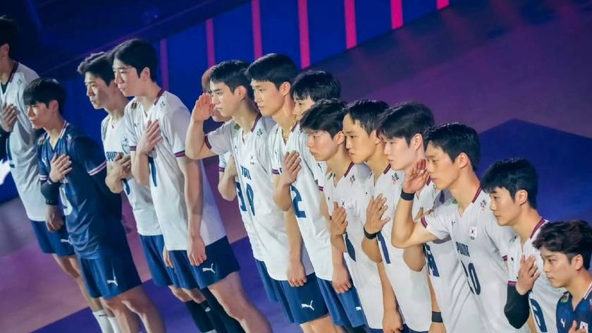日本3比0碾压韩国！看完这场半决赛，中国男排球迷意难平