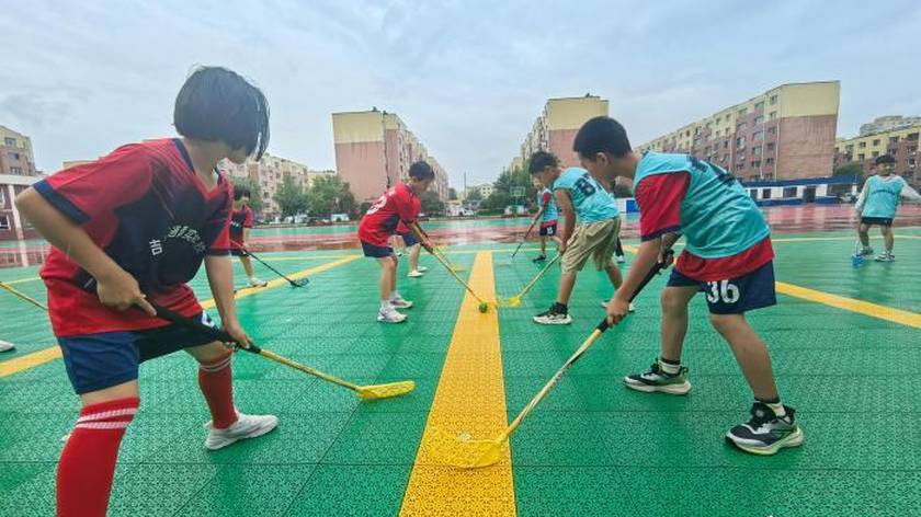 从轮胎球门到专业赛场 吉林校园重塑冰球人才版图