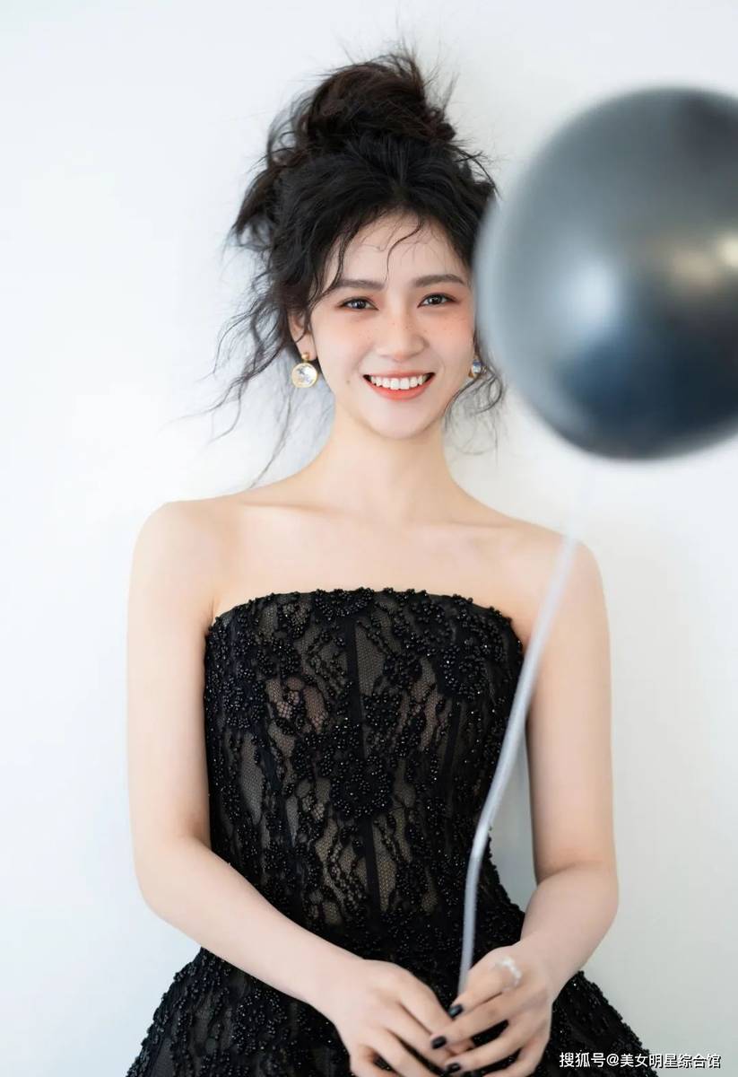 上海戏剧学院小美女:黄思瑞