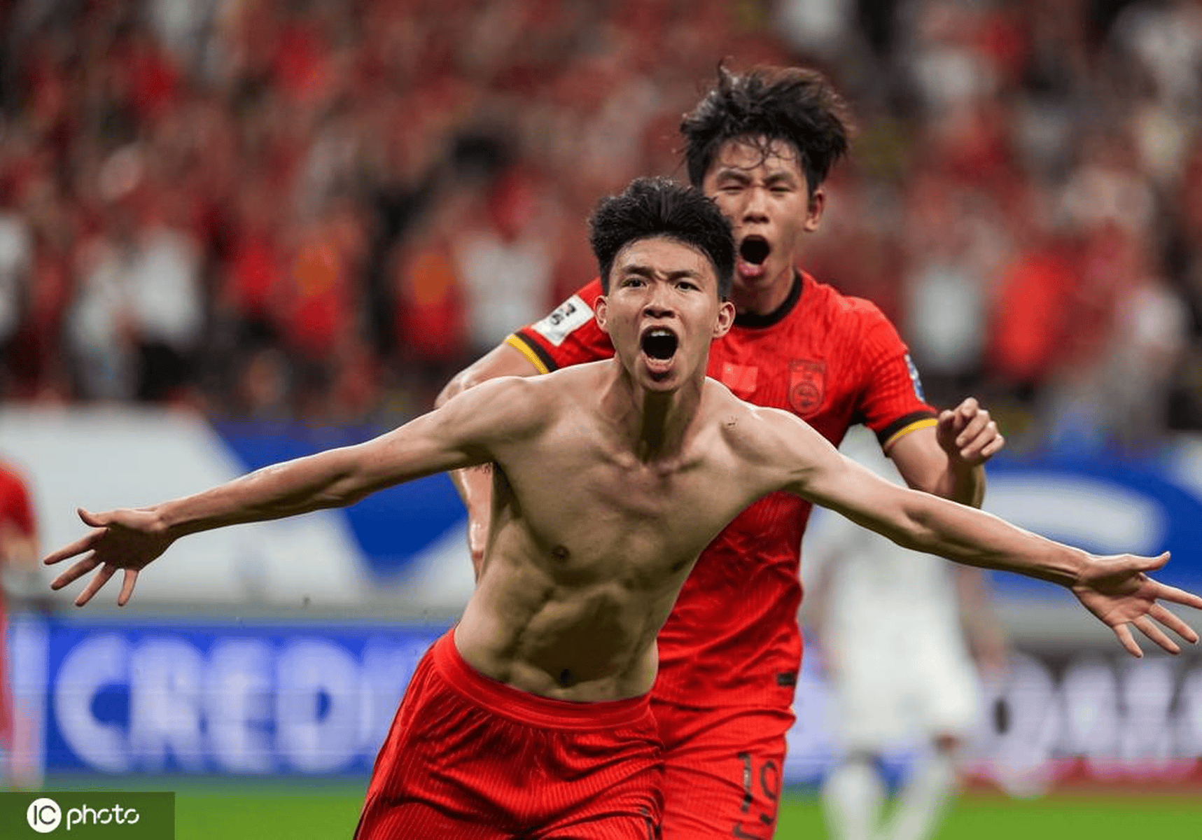 国足最厉 害的球员 技术流的相关图片4