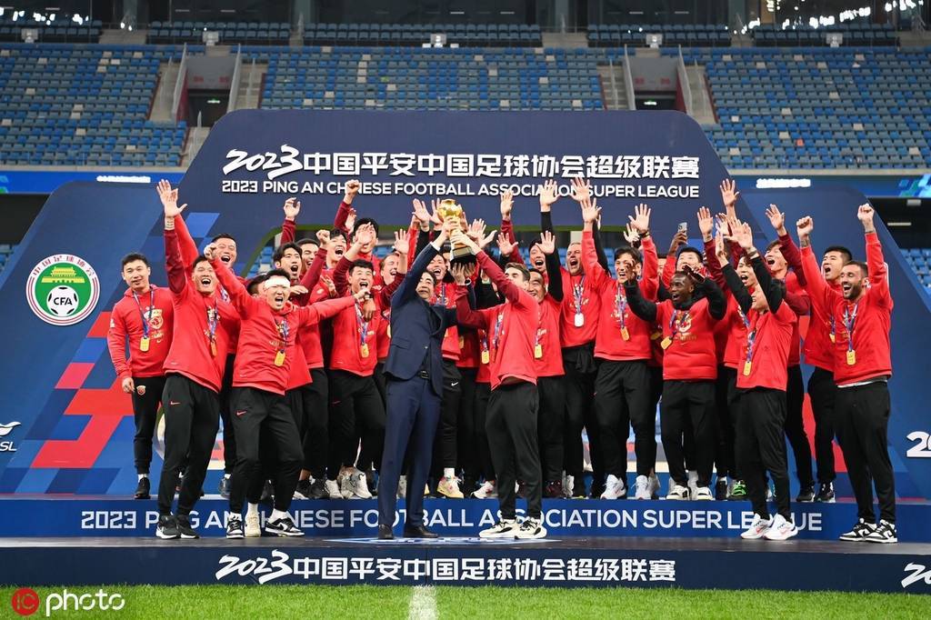中国足球，反腐风暴席卷一年，联赛质量下滑，国足低调启航  第3张