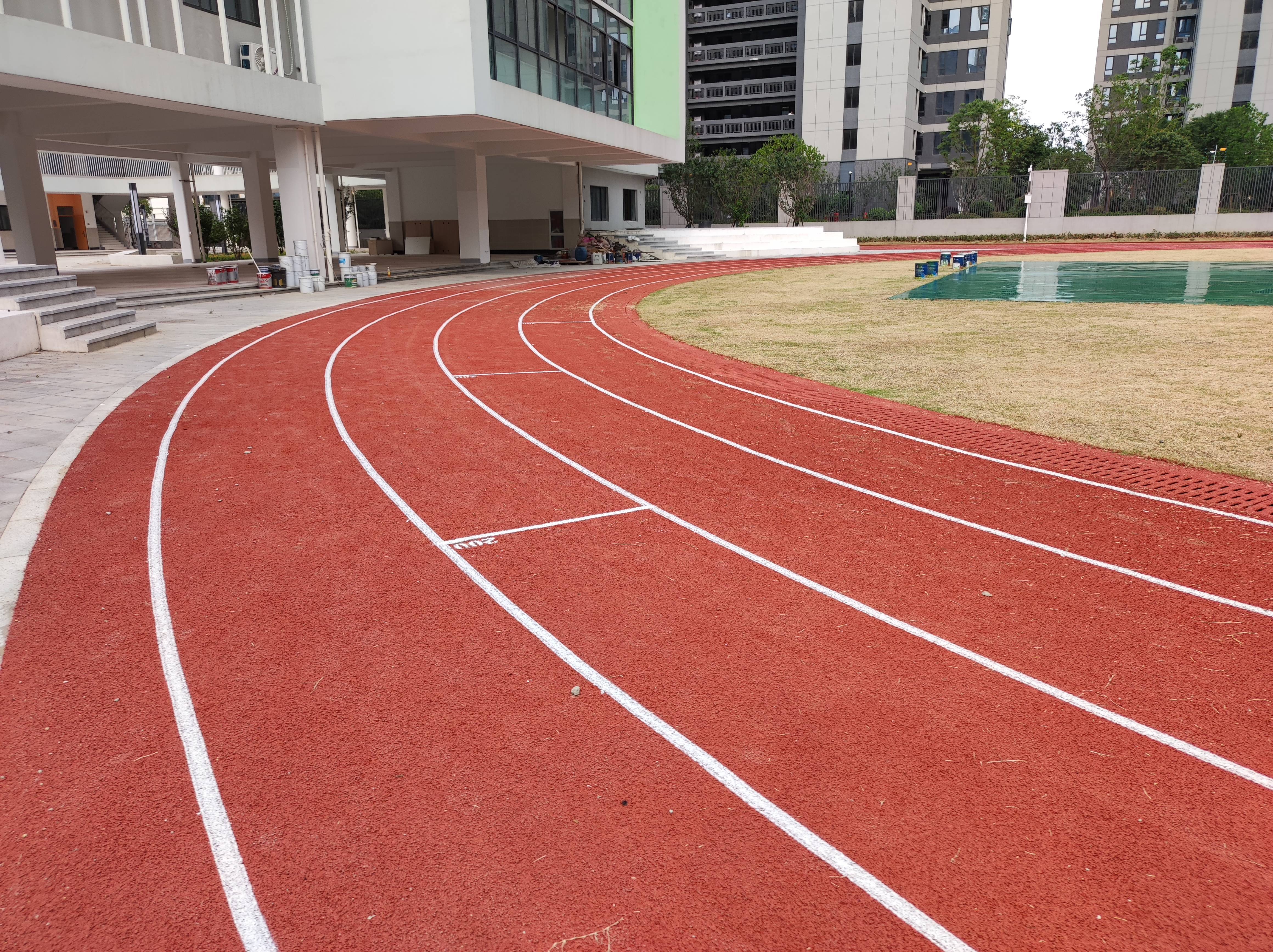 新国标塑胶跑道尺寸标准_比赛_田径_规定