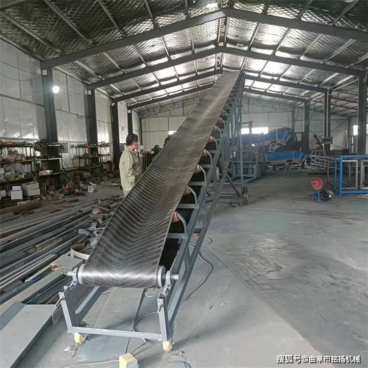 成箱货物装车运输机 小型平面皮带输送机 12米长升降传送带_长度_输送