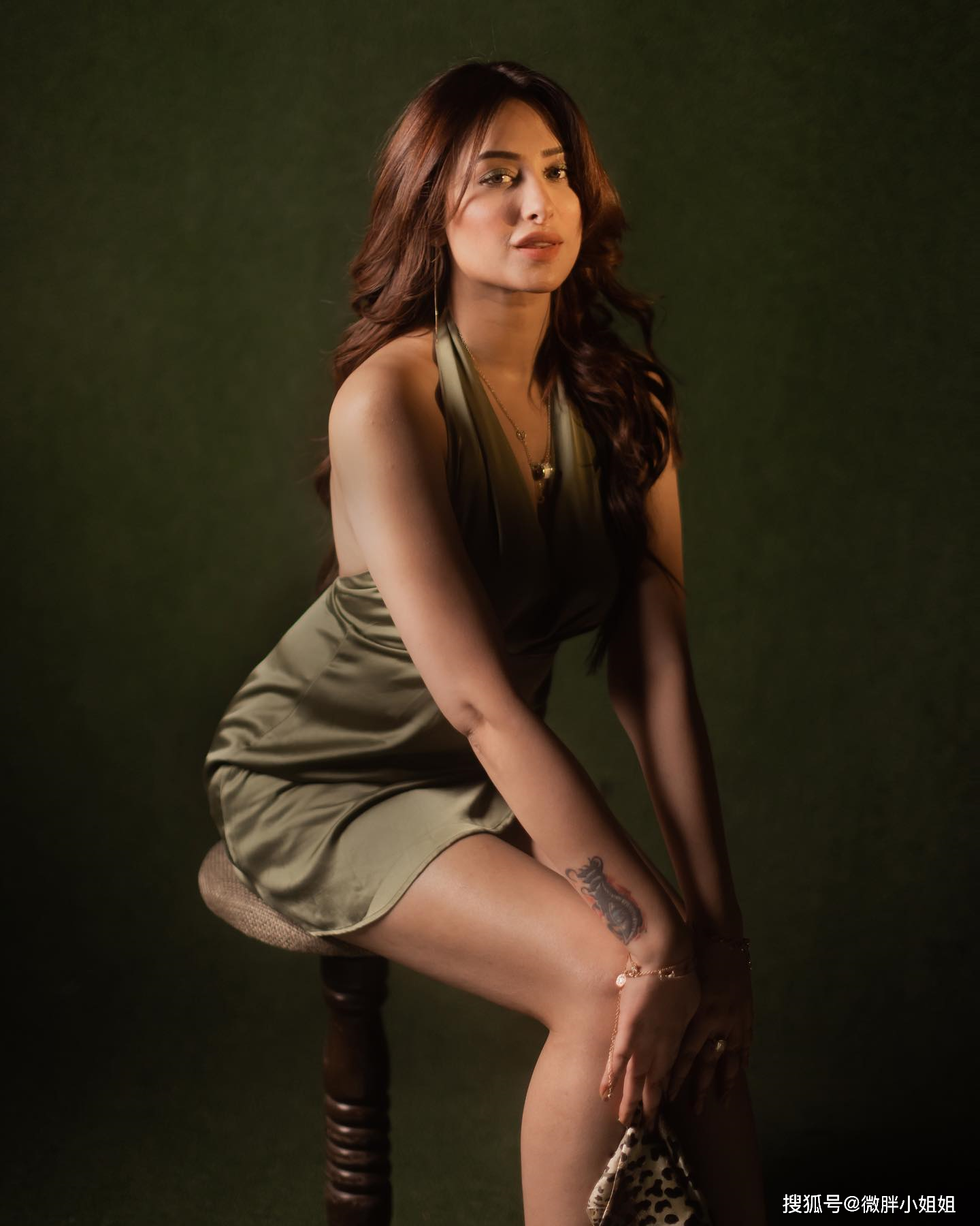 绝美印度女神级小姐姐,婆罗门家庭背景,美艳动人,姿色绝佳.