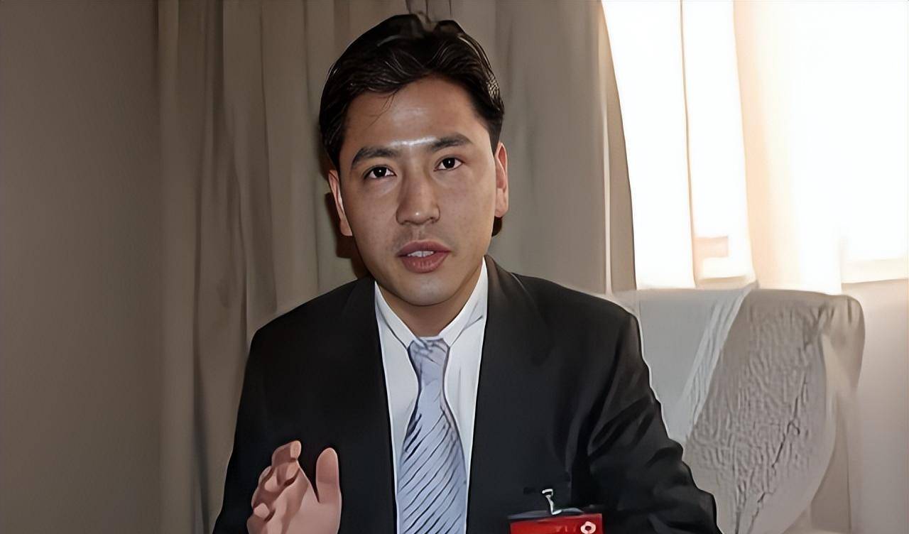 因长相被首富妹妹看上,逆袭后身家65亿_张志铭_国美电器_销售