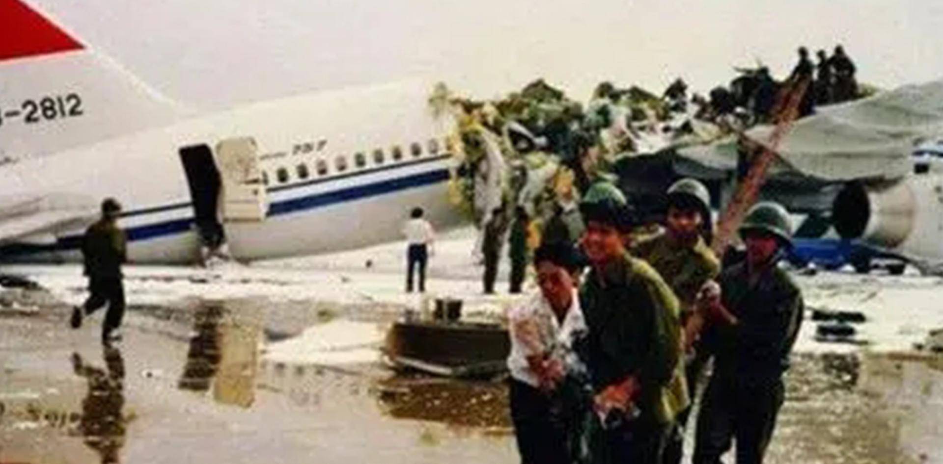 蒋晓峰:为逃避罪责劫机叛逃,导致128人遇难,下场如何?