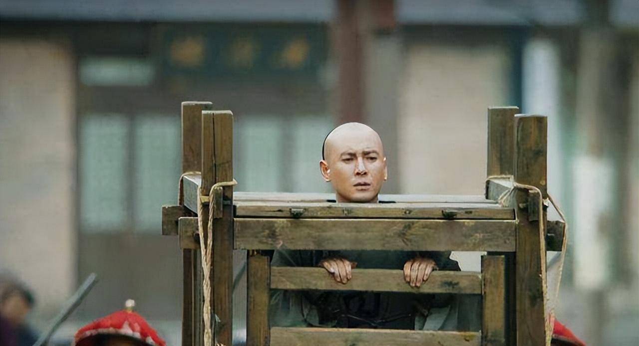 古代女囚发配千里,为何官差不怕累不怕路途艰辛,争抢押送的差事_流放