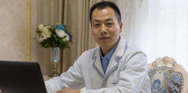 中医奇才倪海厦,精通五术,医名远播海外,却对西医持否定态度_台湾