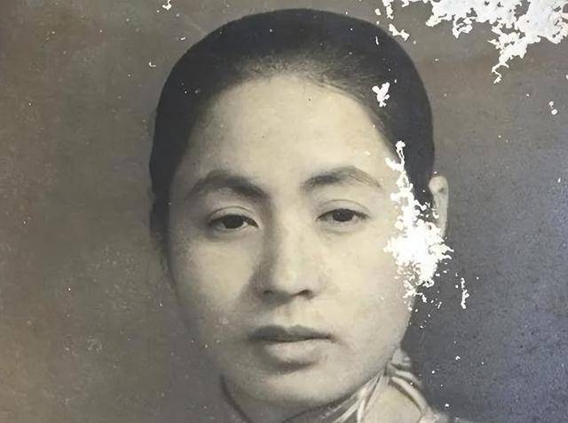 一生品佛成为一代大师,南怀瑾死前只留下两字_南仰周_南家_妻子