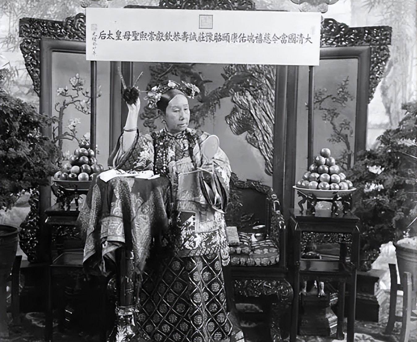 他荒淫如此,纵欲过度,19岁已算高寿_慈禧_皇帝_慈安