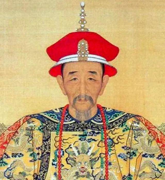 康熙题写的"避暑山庄"牌匾上"避"字多了一横,真的是错别字吗_汤泉