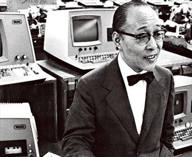 在内外交困的局面下,公司的客户,员工,收入都大量流失,王安空有一颗