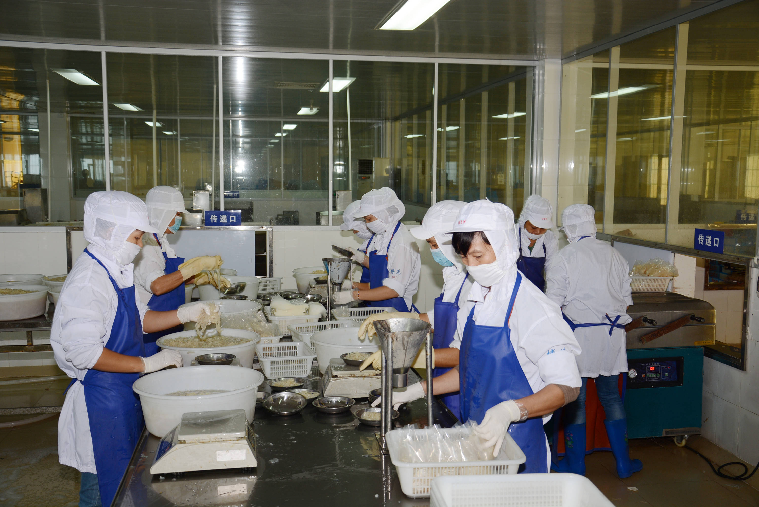 春节临近,广东吴川市特产"博茂牌"即食海蜇迎来热销