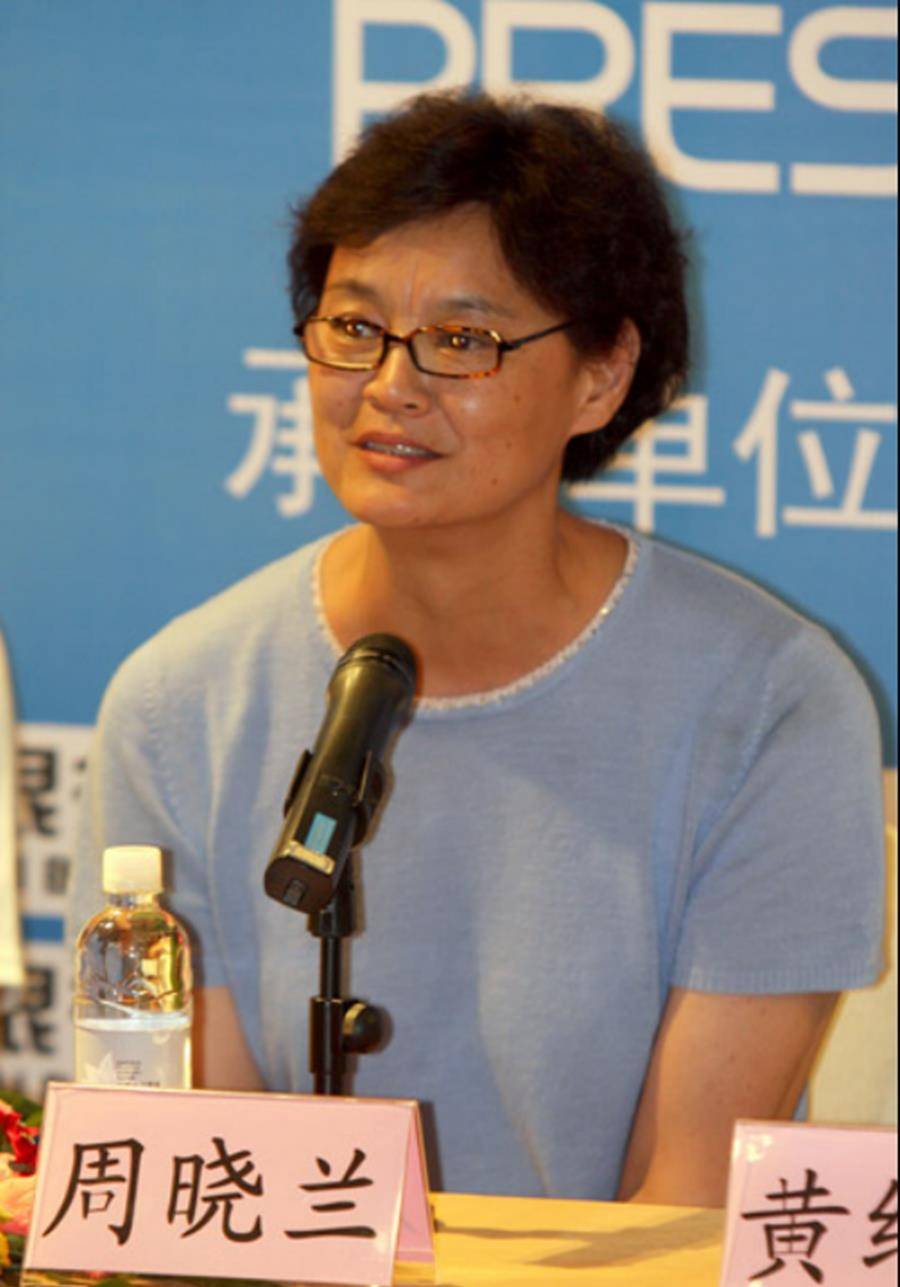 周晓兰:女排5连冠功臣,被称为"天安门城墙",为何移民美国?