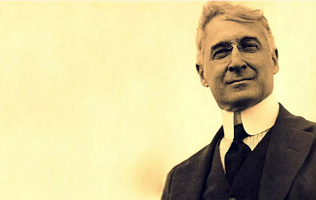 罗斯福是美国历届总统中最受尊敬的一位,但他也是有缺陷的人.