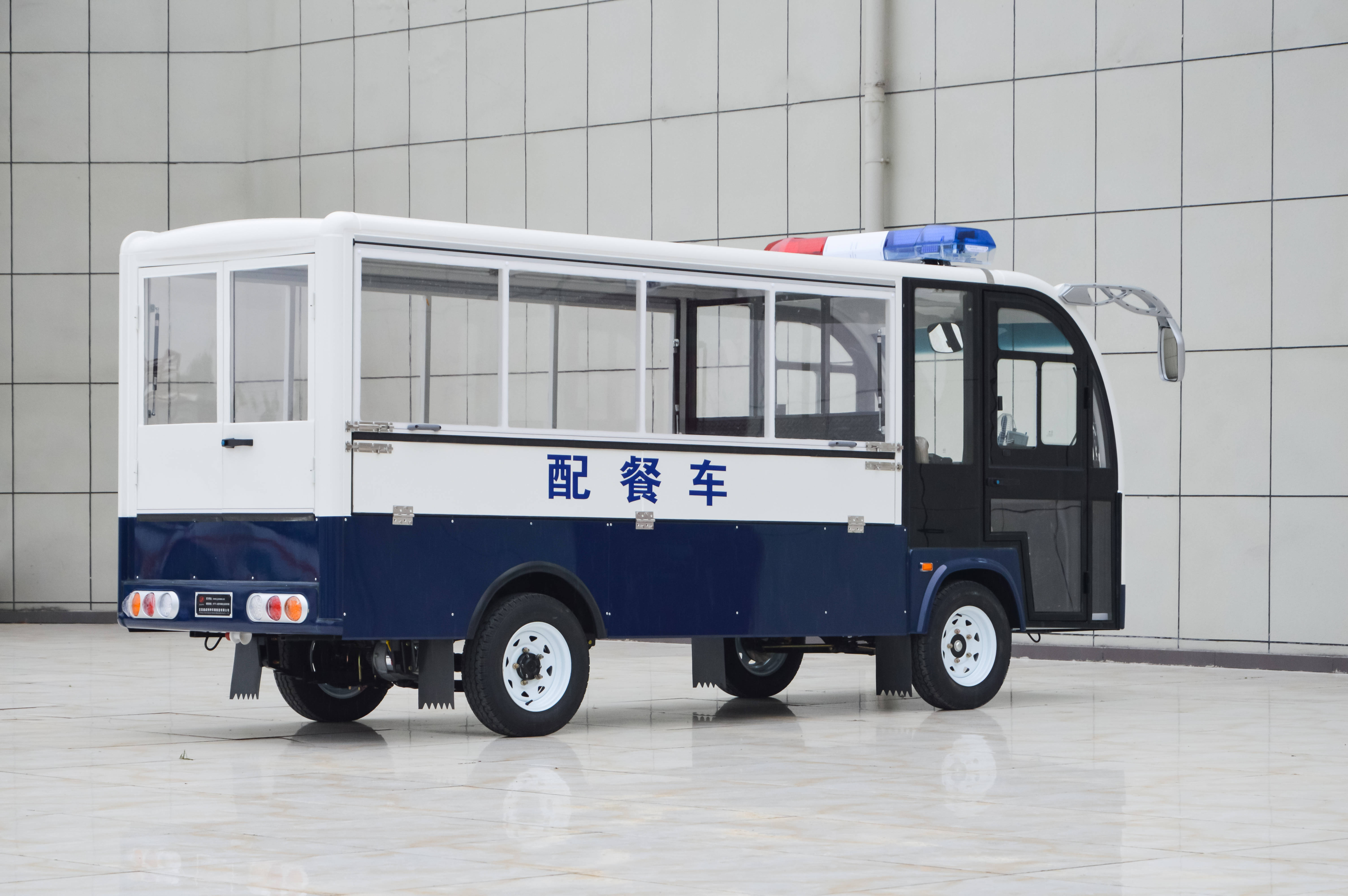 电动送餐车在监狱看守所的运营与管理