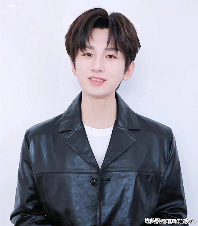 今日娱乐事:王一博王嘉尔唐嫣赵丽颖,成毅檀健次杨紫肖战,许凯邓为于