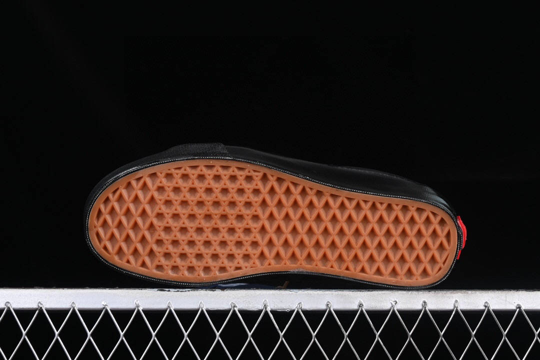 万斯vans tdc sk8-mid reissue 83 mg 中帮军事工装板鞋_审美_设计